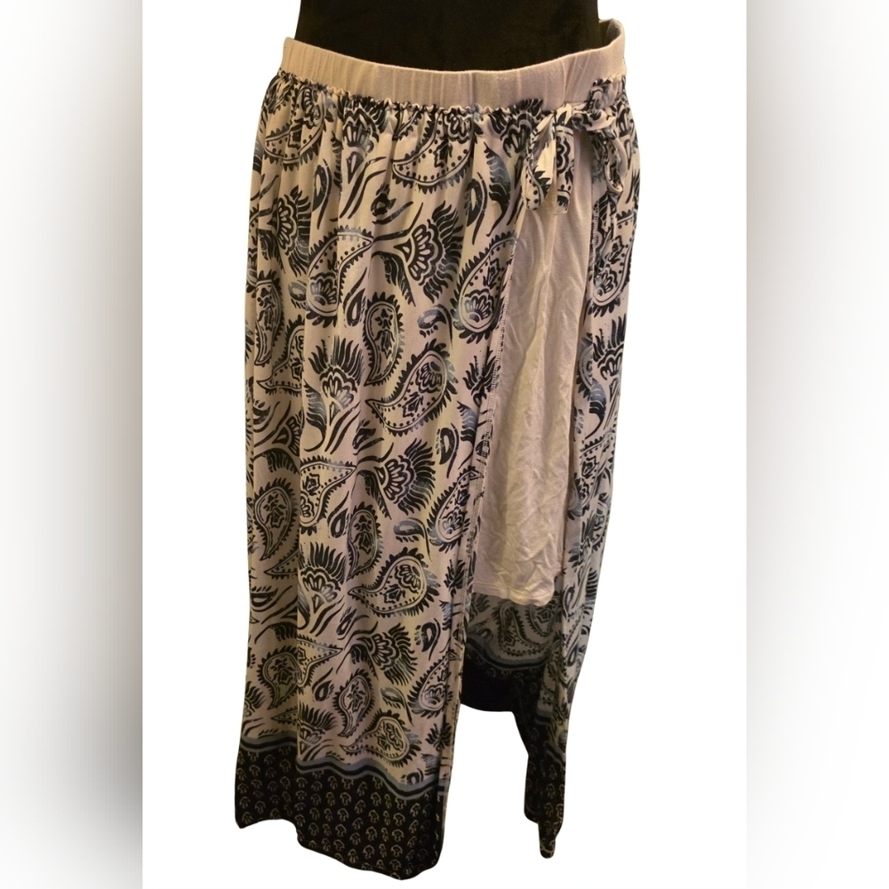Black and White Paisley Skirt